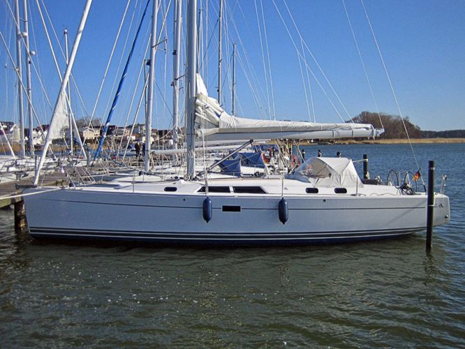 Charteryacht Hanse 430 ab Hafen Breege